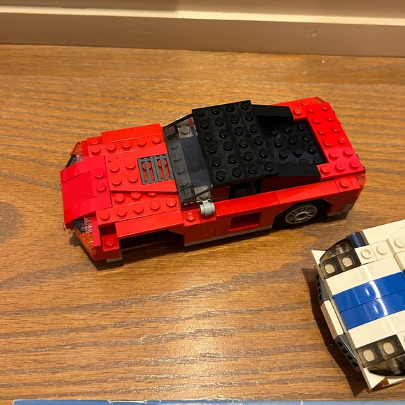 LEGO Creator Highway Transporter Retired 2009 - Picture 5 of 9